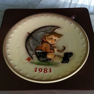 1981 Hummel Plate.